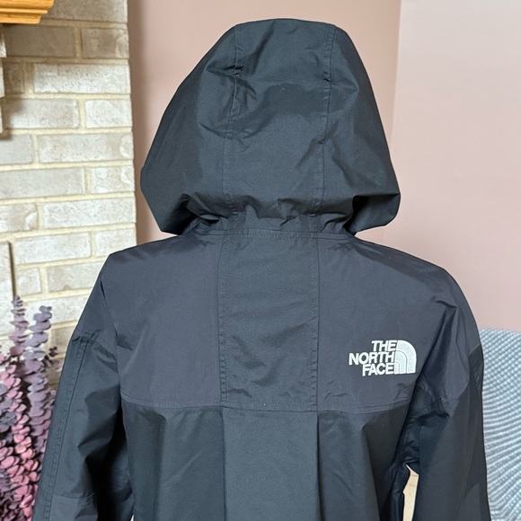 THE NORTH FACE Reign on Parka - Black - Picture 6 of 16